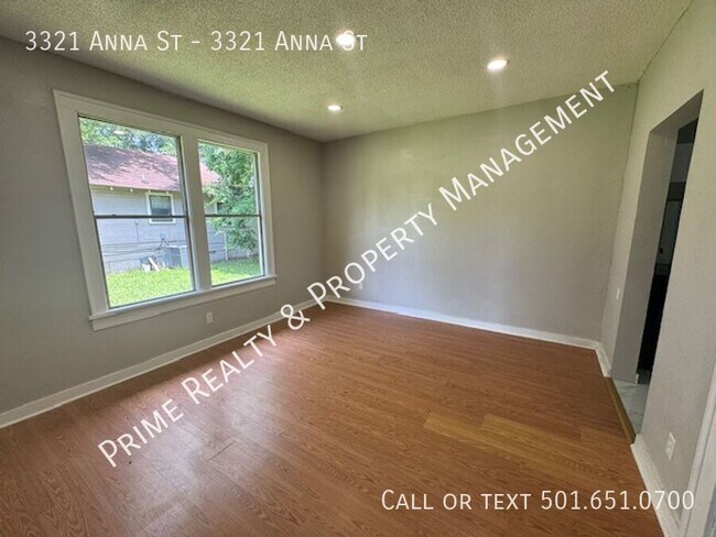Foto del edificio - 3321 Anna St