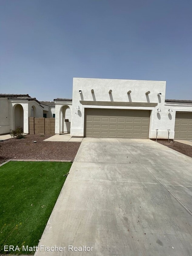 Primary Photo - 3 br, 2 bath House - 400 E Orchid St