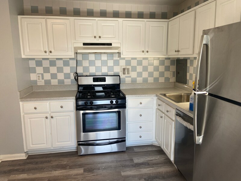 Foto principal - 8830 Piney Branch Rd