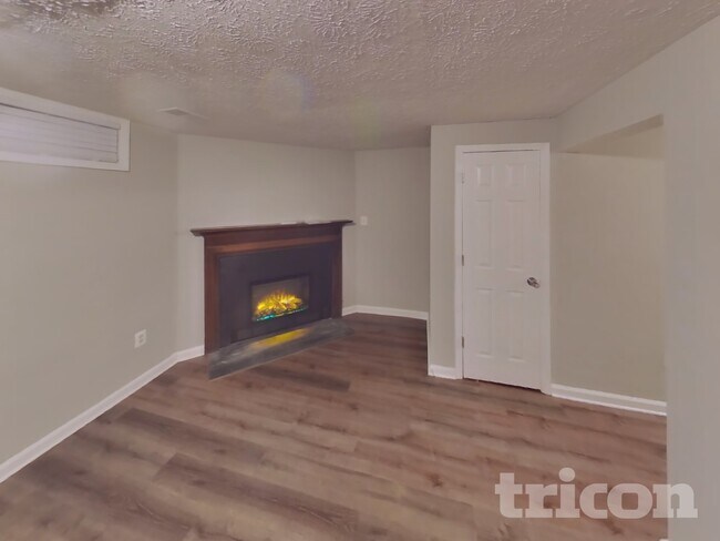 Foto del edificio - 2551 Log Mill Ct