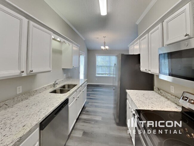 Foto del edificio - 2719 Belle Meade Pl
