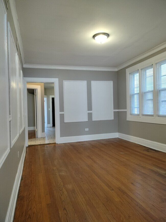 Foto del edificio - 7729 S Essex Ave