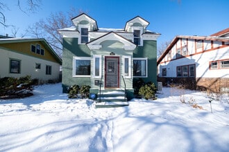 Building Photo - 3832 18th Ave S