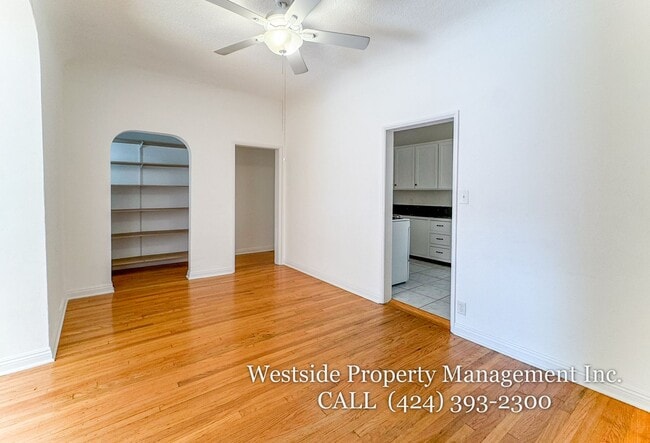 Building Photo - 1547 S Wooster St