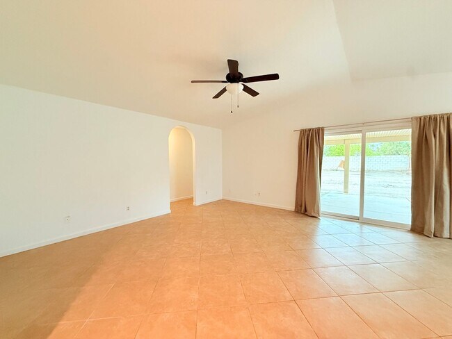 Foto del edificio - AVAILABLE NOW !! 2 Bedroom 2 Bathroom Home...