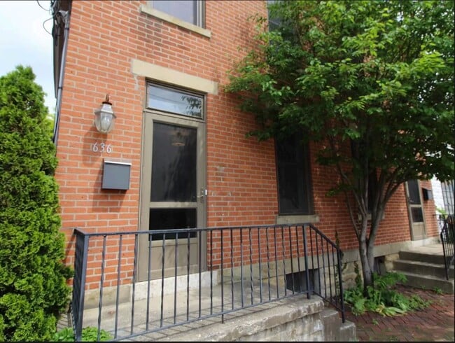 Foto del edificio - 636 S Pearl St