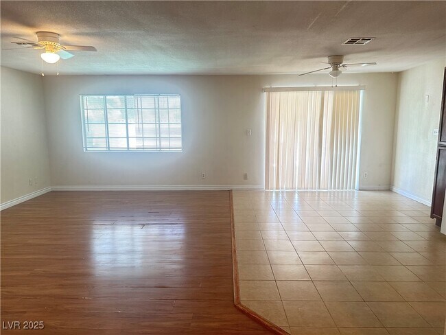Foto del edificio - 2828 Merritt Ave