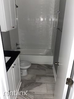 Foto del edificio - 3 br, 1 bath House - 2101 NW 34th Street