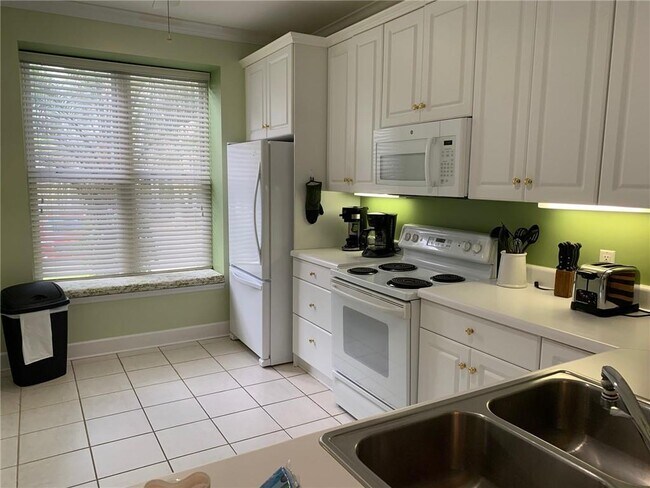Building Photo - 1403 Plantation Point Dr
