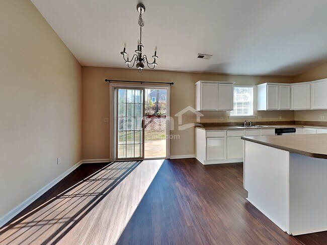 Foto del edificio - 147 Crescent Creek Ct