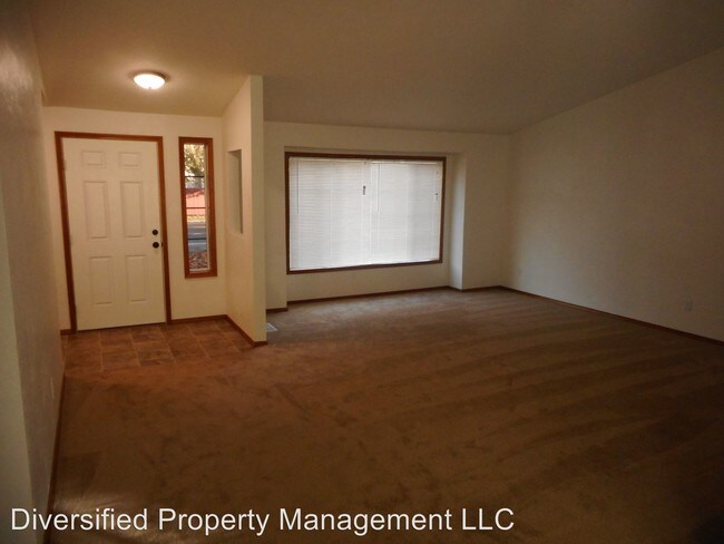 Building Photo - 3 br, 2 bath House - 226 Goldfish Farm Rd