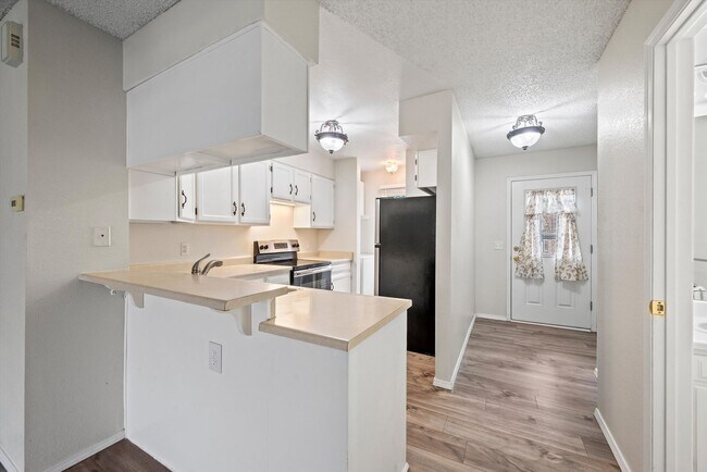 Foto del edificio - 2909 W 81st Ave