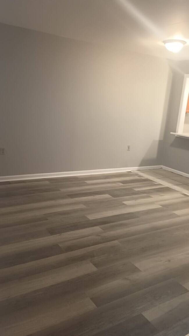 Photo - 906 N Fulton Ave House