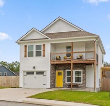 Building Photo - 116 Paxtons Way