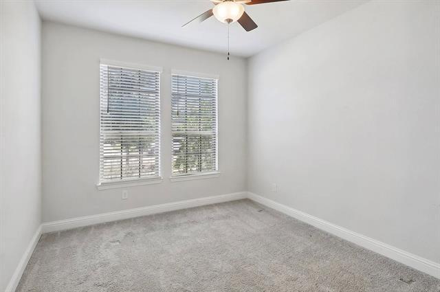 Foto del edificio - 1404 Brent Knoll Dr