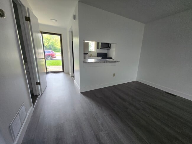 comedor/cocina/vestíbulo - 47 4th Ave