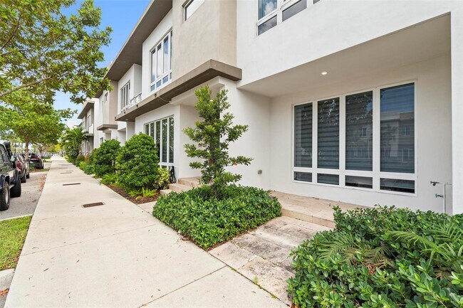 Foto del edificio - 10350 NW 66th St