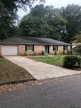 Building Photo - 120 Valley Forge Dr