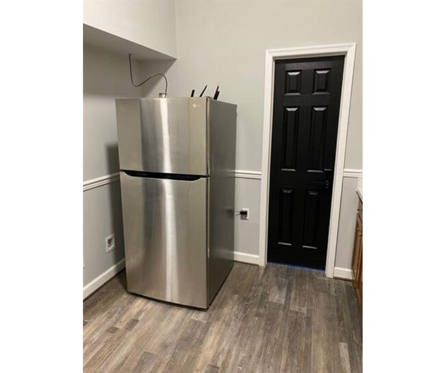 Foto del edificio - 833 N Fulton Ave