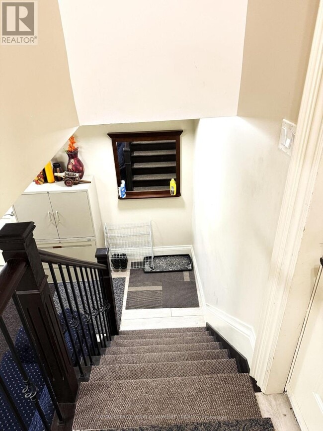 Building Photo - 251 Floyd Ave