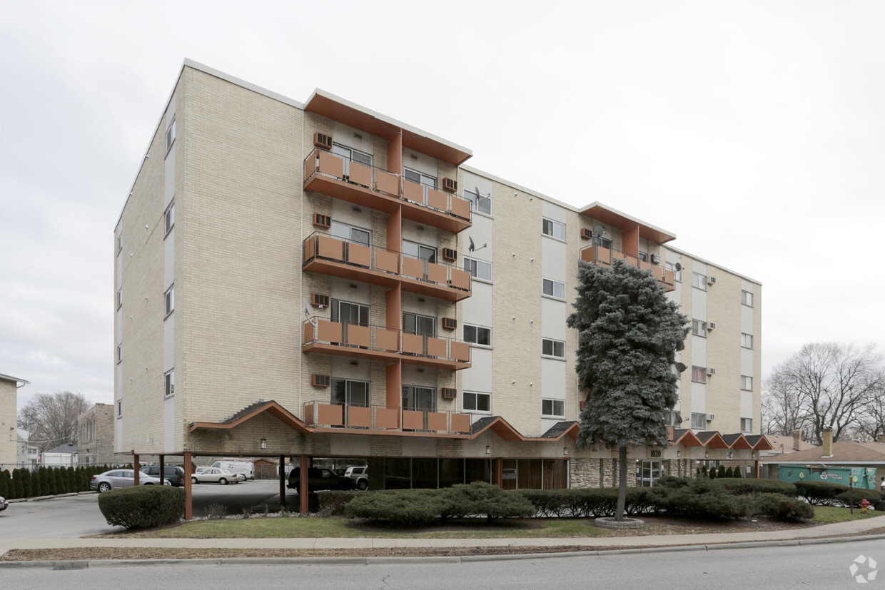 The Linden House - Apartments in Forest Park, IL | Apartments.com