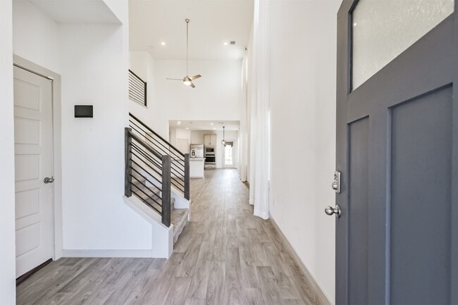 Foto del edificio - 3016 Maughan Hts Trl