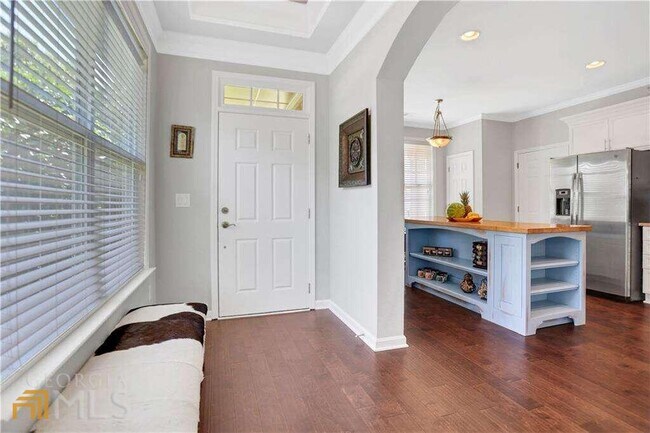 Building Photo - 5025 Hidden Meadow Dr