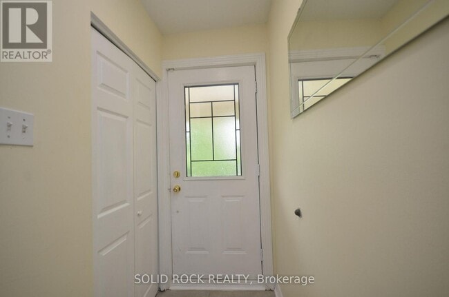 Building Photo - 2688 Draper Ave