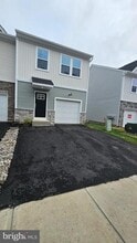 Building Photo - 253 Talucci Dr