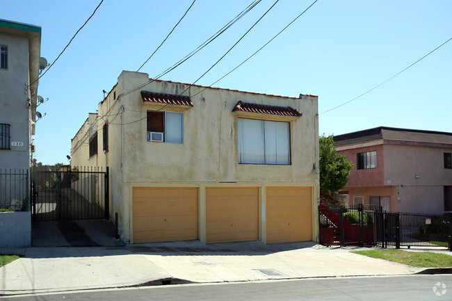 Foto del edificio - 126-128 N Lake St