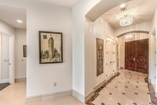 Foto del edificio - 9101 Alta Dr