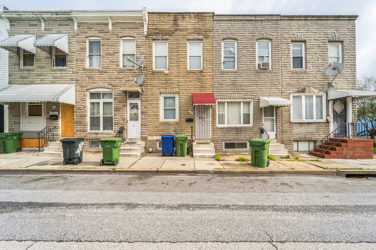 Foto principal - 3818 Mount Pleasant Ave