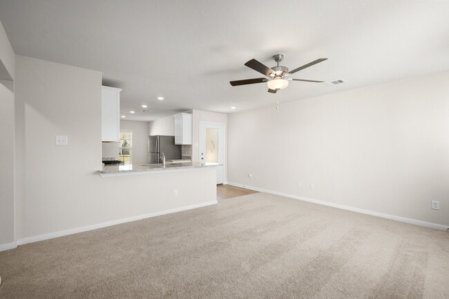 Foto del edificio - 10360 Sweetwater Creek Dr