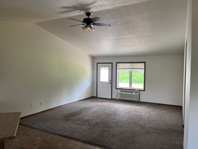 Building Photo - Pleasant Pine Acres
