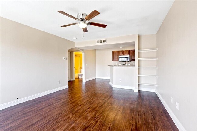 Foto del edificio - 5154 S Jones Blvd