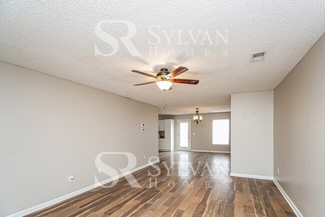 Foto del edificio - Coming HOME never felt so good!