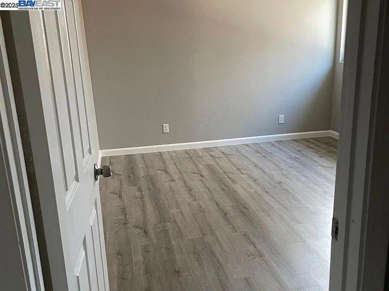 Primary Photo - 1285 Russell Way