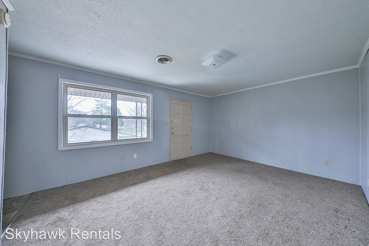 321 Lee St, Martin, TN 38237 Room for Rent in Martin, TN