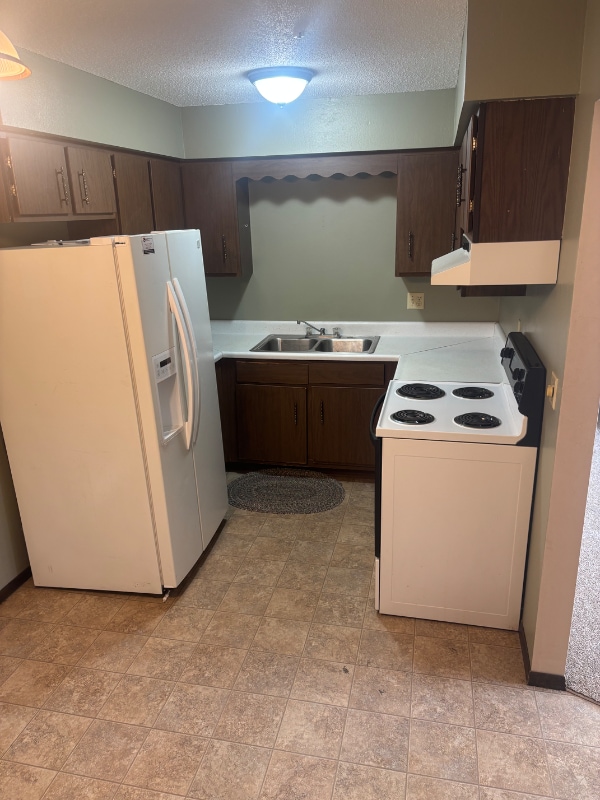 Foto del edificio - 1238 Edgewood Dr