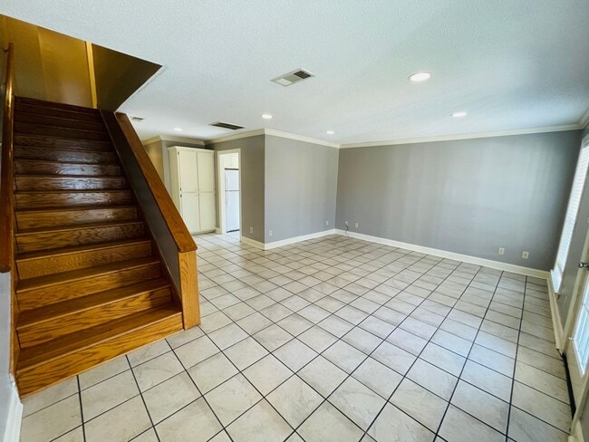 Building Photo - 3BR/3BA For Rent