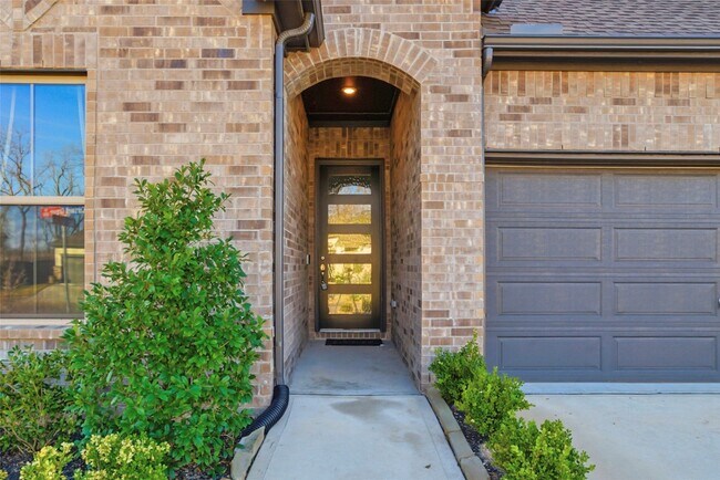 Foto del edificio - 1207 Carswell Grove Dr