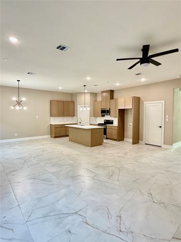 Building Photo - 2382 Usman Dr