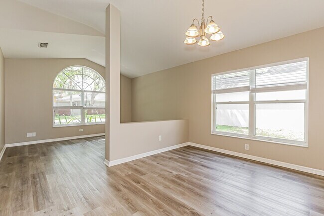 Foto del edificio - 2638 Allwood Ave
