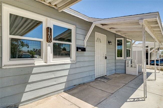 Building Photo - 1405 E Bridger Ave
