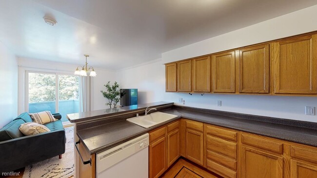 Building Photo - 1 br, 1 bath House - 540 42nd Avenue Priva...