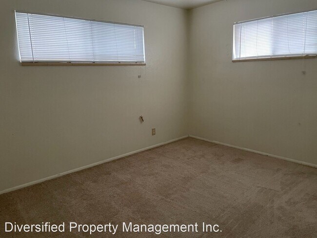 Building Photo - 2 br, 1 bath House - 775 Moran St #1