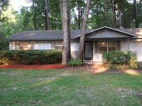 Building Photo - 4215 NW 20th Dr