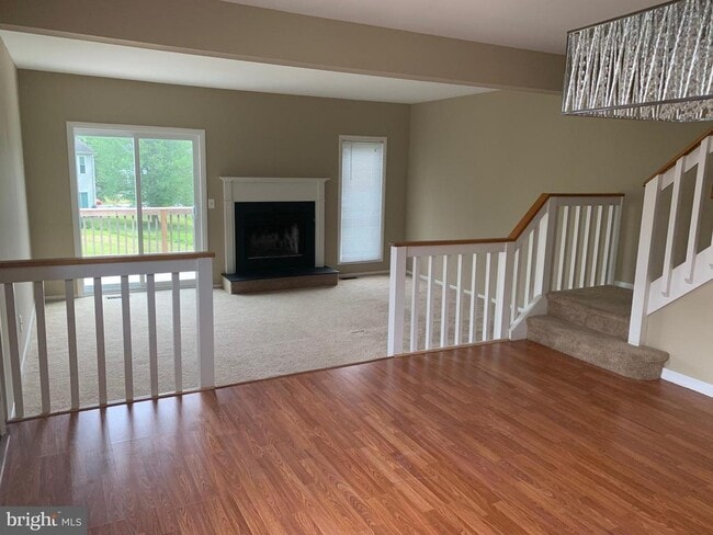 Building Photo - 117 Lake Arrowhead Cir