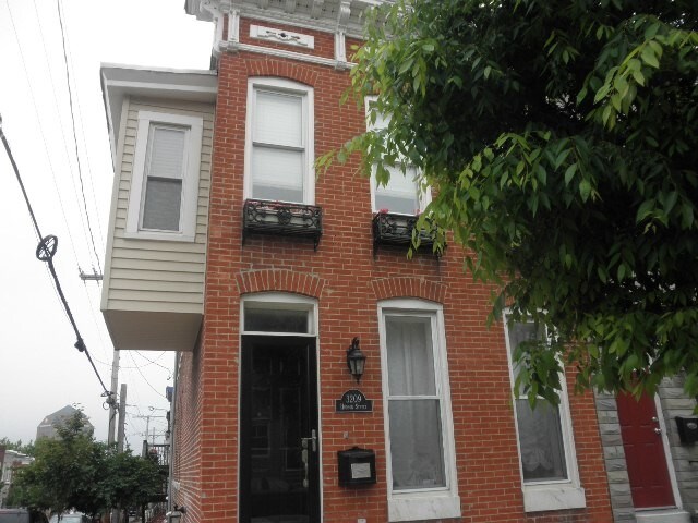 Primary Photo - 3209 Hudson St