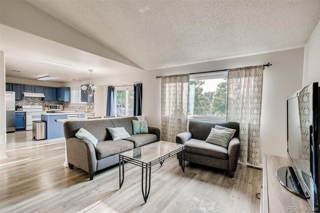 Family Room - 11301 Rodeo Cir
